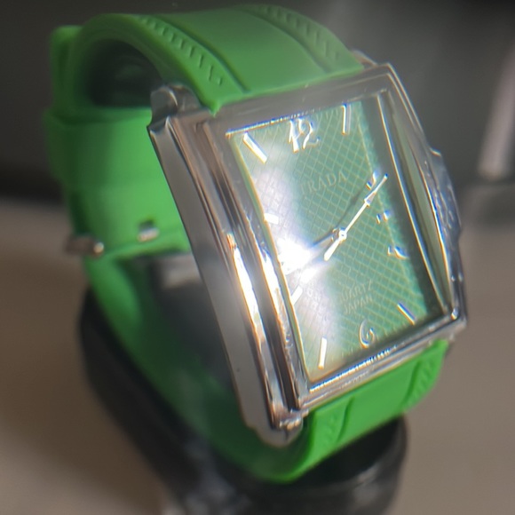 Strada Large Face Japanese Movement Quartz Watch - NOS - Picture 3 of 16